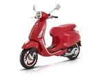 Vespa Primavera 125 (RED)