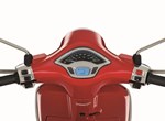 Vespa Primavera 125 (RED)
