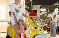 Vespa Primavera 125 Sean Wotherspoon 2022 - Bild 17 Vespa Primavera 125 Sean Wotherspoon 2022 - Bild 17