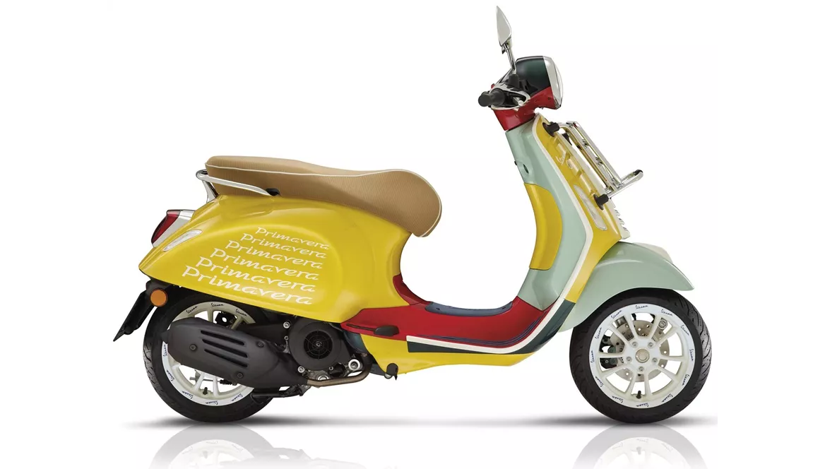 Vespa Primavera 50 Sean Wotherspoon 2022 Vespa Primavera 50 Sean Wotherspoon 2022