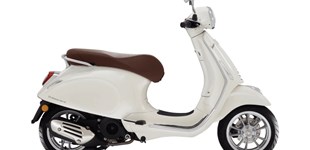 Vespa Primavera 125  2022 vs Vespa GTS 125 Supertech iGET 2021