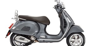 Lambretta V200 Special 2021 vs Vespa GTS 300 Touring 2022