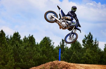 Yamaha YZ450F Monster Energy Edition 2022 - Bild 3