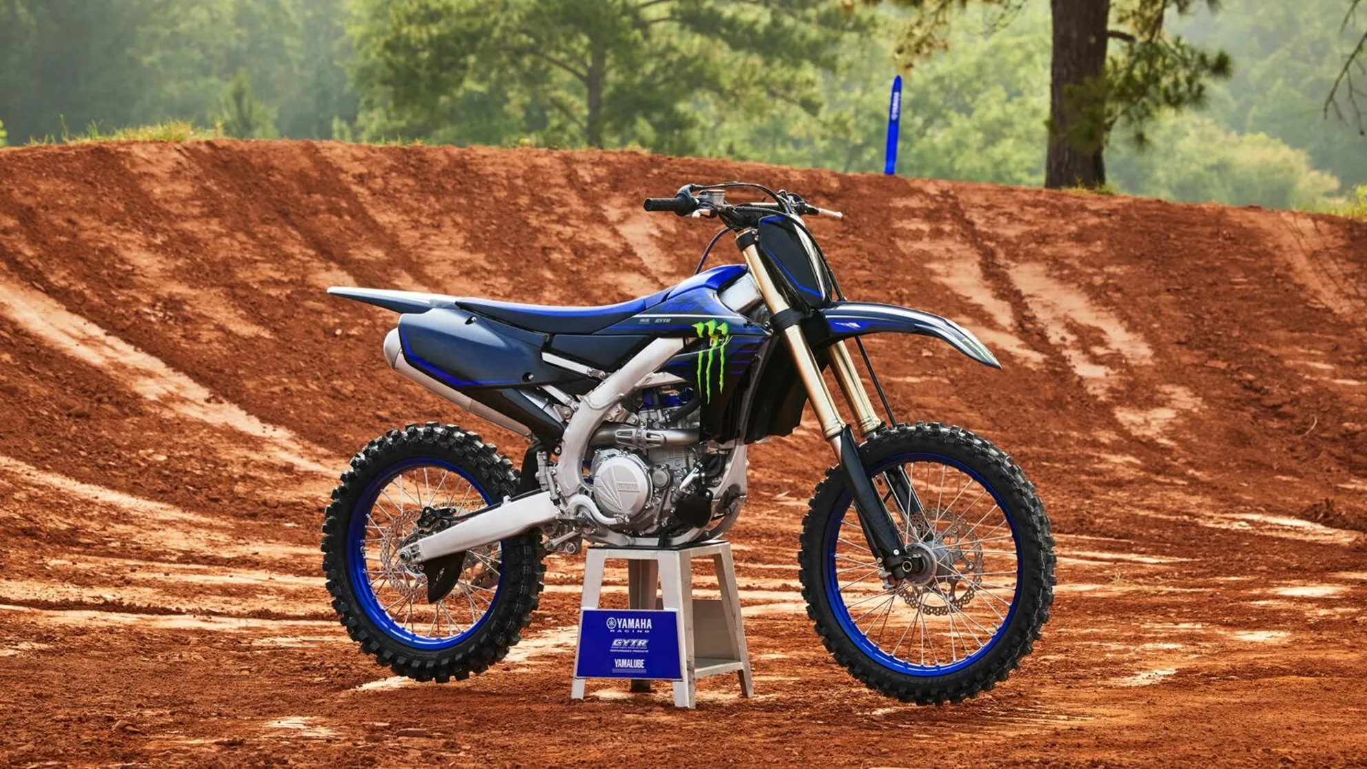 Yamaha YZ450F Monster Energy Edition - Image 5 Yamaha YZ450F Monster Energy Edition - Image 5