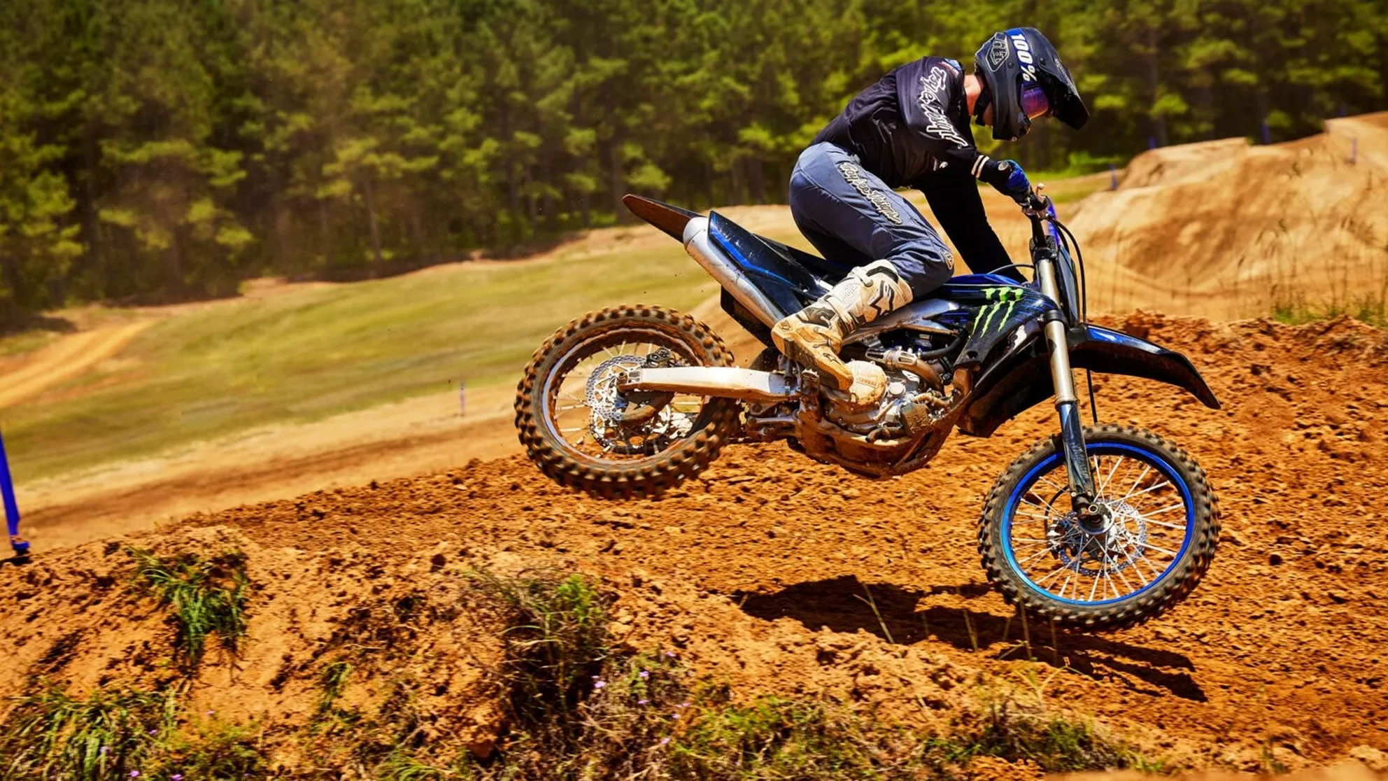 Yamaha YZ450F Monster Energy Edition - Image 6 Yamaha YZ450F Monster Energy Edition - Image 6