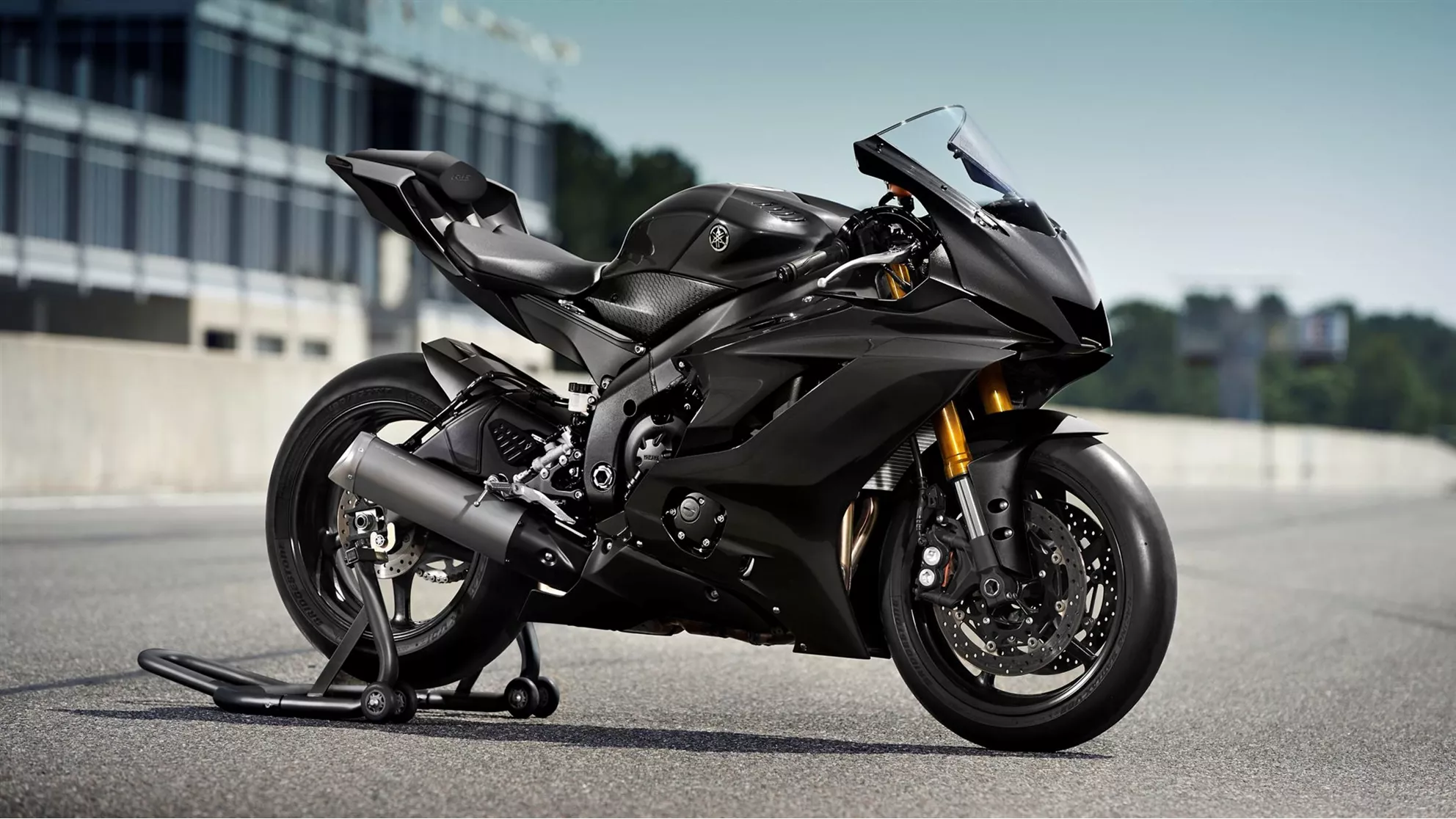 Yamaha R6 RACE - Image 9 Yamaha R6 RACE - Image 9