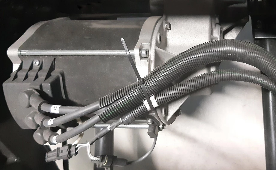 Yamaha UMX AC Bild 10: Yamaha UMX AC