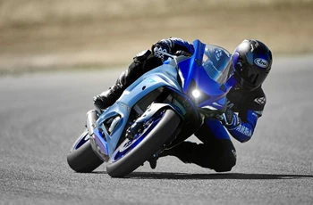 Yamaha R7 2022 - Bild 17 Yamaha R7 2022 - Bild 17