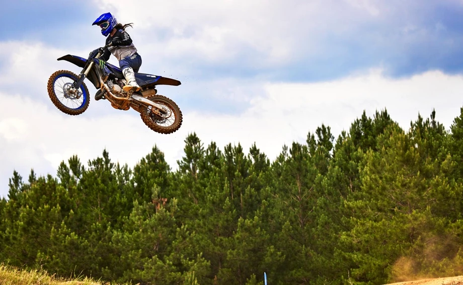 Yamaha YZ125 Monster Energy Yamaha Racing Edition Bild 2: Yamaha YZ125 Monster Energy Yamaha Racing Edition