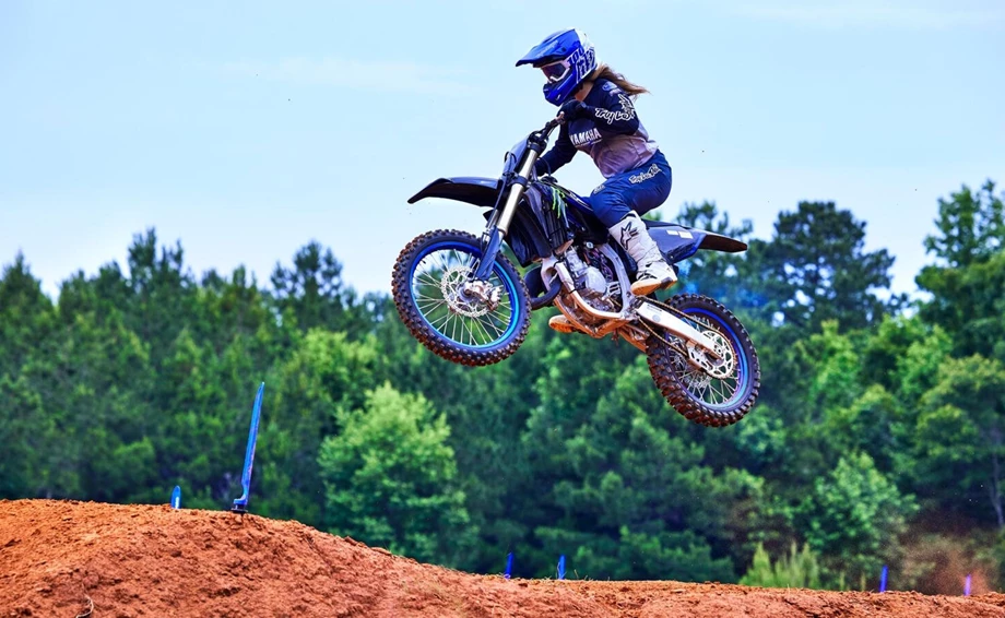 Yamaha YZ125 Monster Energy Yamaha Racing Edition Bild 3: Yamaha YZ125 Monster Energy Yamaha Racing Edition