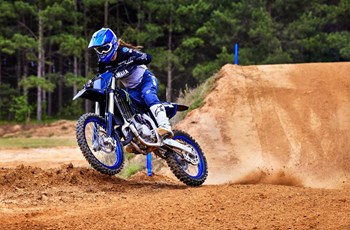 Yamaha YZ125 Monster Energy Yamaha Racing Edition 2022 - Bild 5 Yamaha YZ125 Monster Energy Yamaha Racing Edition 2022 - Bild 5