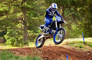 Yamaha YZ125 Monster Energy Yamaha Racing Edition 2022 - Bild 6 Yamaha YZ125 Monster Energy Yamaha Racing Edition 2022 - Bild 6