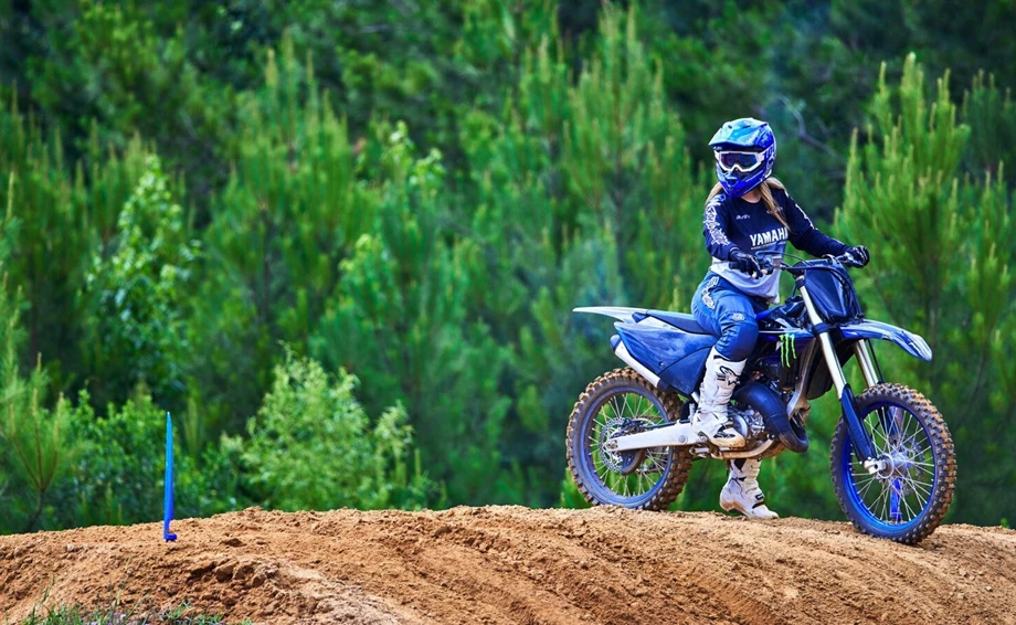 Yamaha YZ125 Monster Energy Yamaha Racing Edition Bild 6: Yamaha YZ125 Monster Energy Yamaha Racing Edition