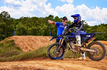 Yamaha YZ125 Monster Energy Yamaha Racing Edition 2022 - Bild 9 Yamaha YZ125 Monster Energy Yamaha Racing Edition 2022 - Bild 9