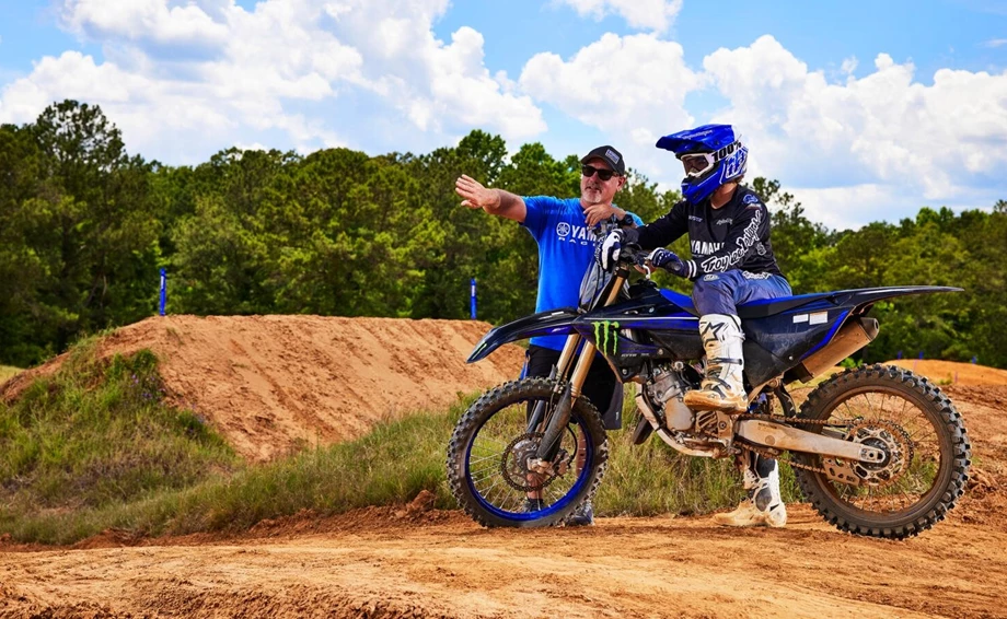 Yamaha YZ125 Monster Energy Yamaha Racing Edition Bild 8: Yamaha YZ125 Monster Energy Yamaha Racing Edition