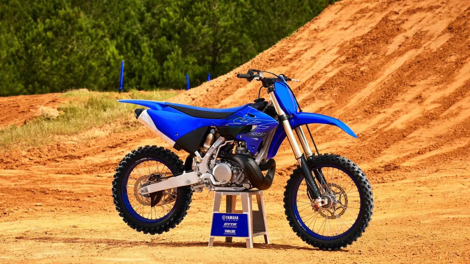 Yamaha YZ250 - Image 4 Yamaha YZ250 - Image 4