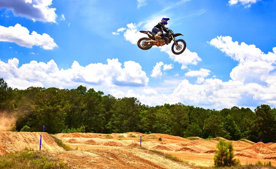 Yamaha YZ250 Monster Energy Yamaha Racing Edition Bild 3: Yamaha YZ250 Monster Energy Yamaha Racing Edition