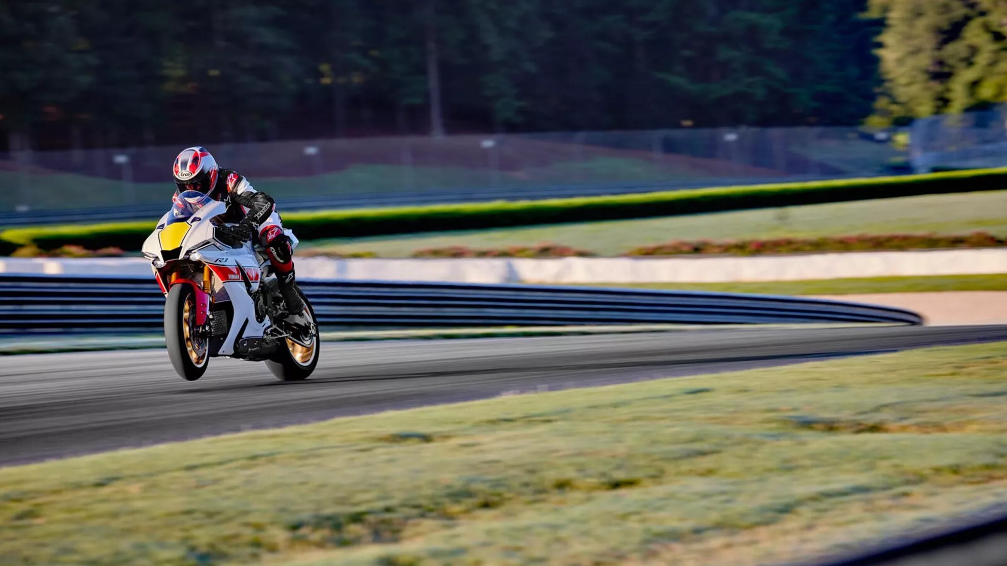 Yamaha R1 World GP 60th Anniversary - Image 9 Yamaha R1 World GP 60th Anniversary - Image 9
