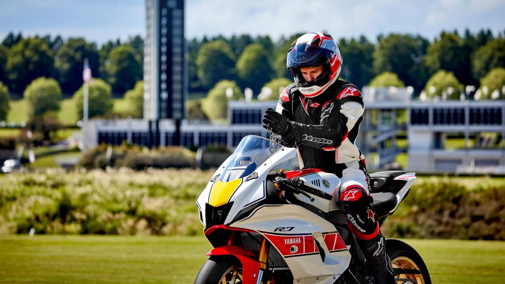 Yamaha R7 World GP 60th Anniversary - Image 4 Yamaha R7 World GP 60th Anniversary - Image 4