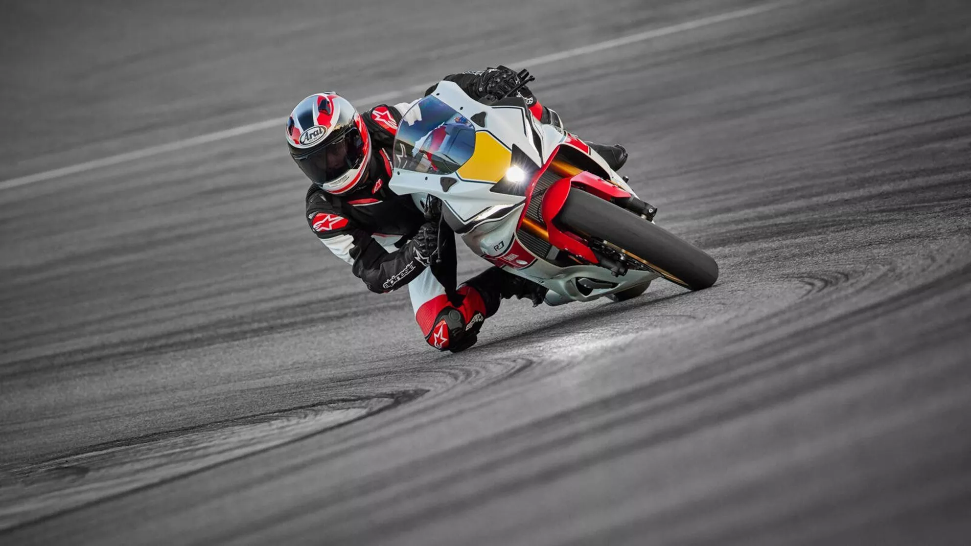 Yamaha R7 World GP 60th Anniversary - Image 12 Yamaha R7 World GP 60th Anniversary - Image 12