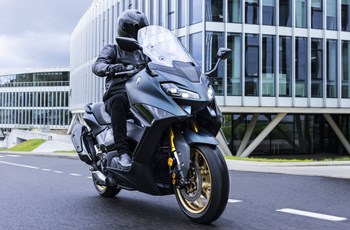 Yamaha TMAX Tech MAX 2022 - Bild 3 Yamaha TMAX Tech MAX 2022 - Bild 3