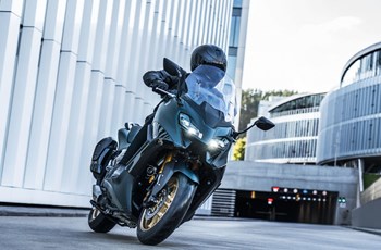 Yamaha TMAX Tech MAX 2022 - Bild 4 Yamaha TMAX Tech MAX 2022 - Bild 4