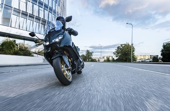 Yamaha TMAX Tech MAX 2022 - Bild 12 Yamaha TMAX Tech MAX 2022 - Bild 12