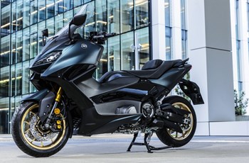 Yamaha TMAX Tech MAX 2022 - Bild 13 Yamaha TMAX Tech MAX 2022 - Bild 13