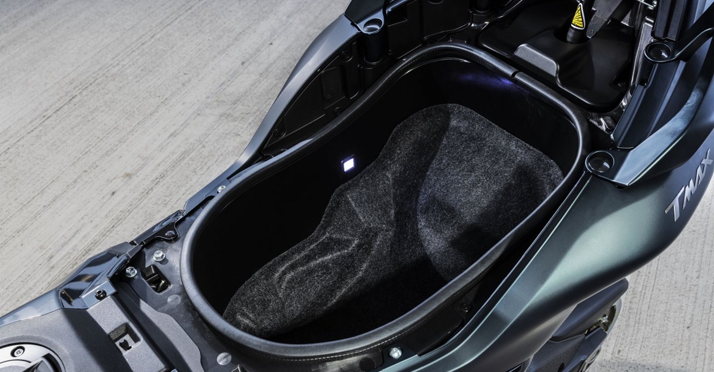 Yamaha TMAX Tech MAX