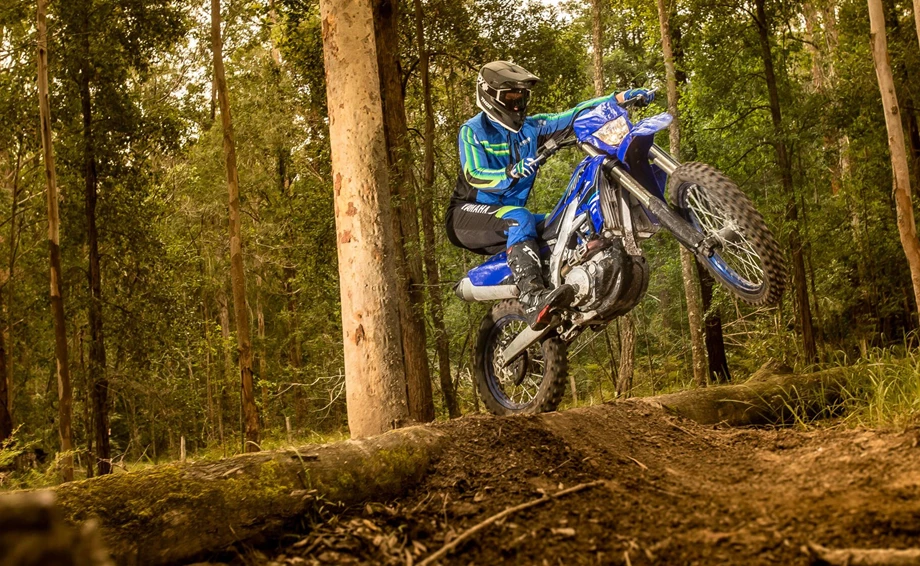 Yamaha WR450F Bild 10: Yamaha WR450F