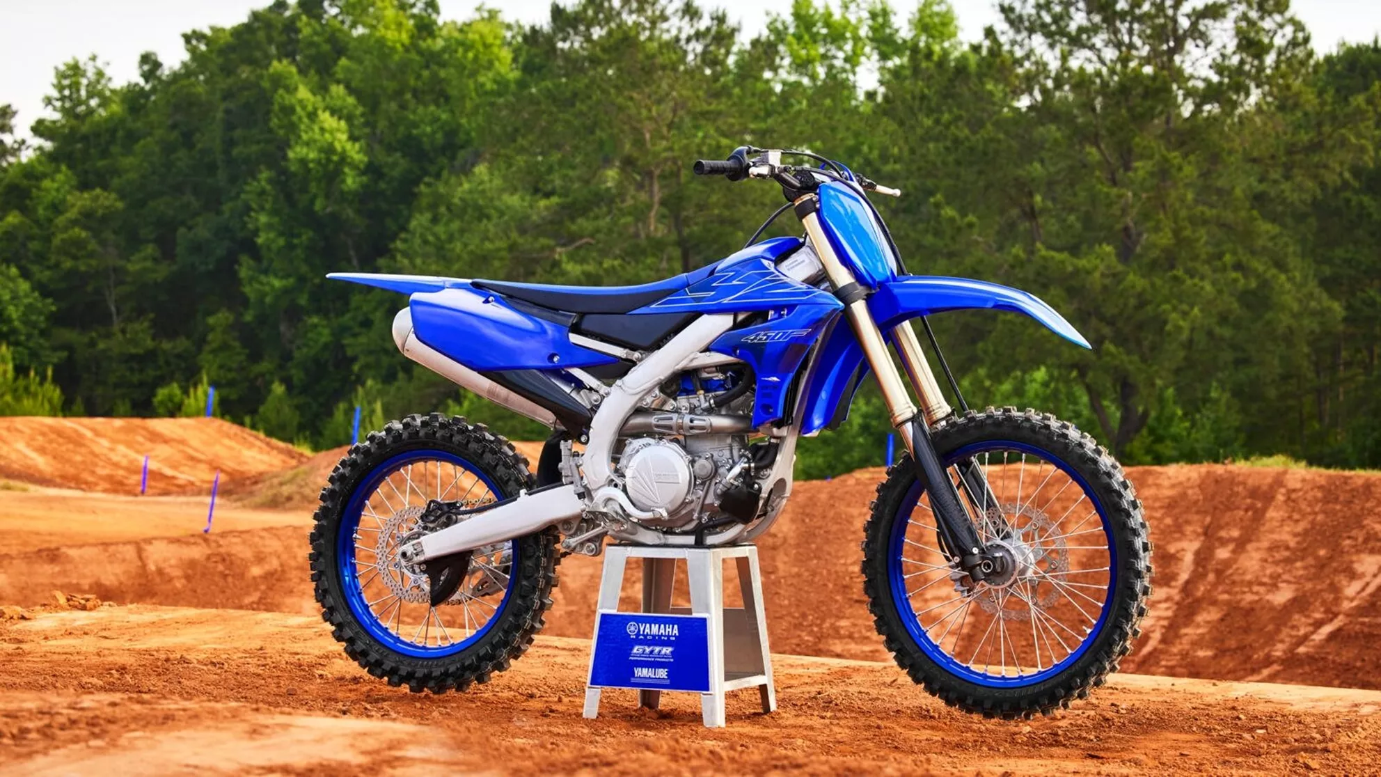 Yamaha YZ450F - Image 4 Yamaha YZ450F - Image 4