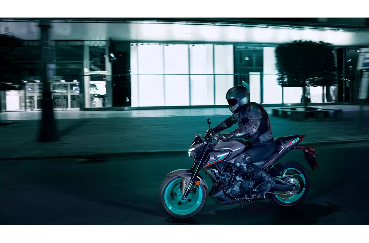 Yamaha MT-03 Yamaha MT-03