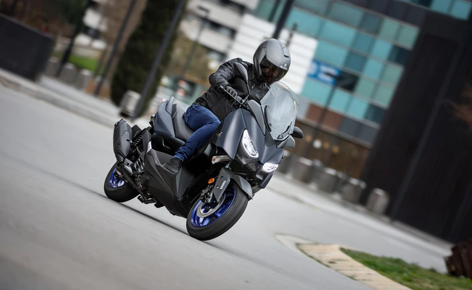Yamaha XMAX 125 Bild 9: Yamaha XMAX 125