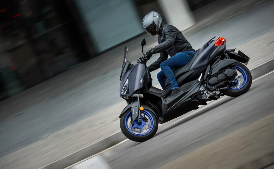Yamaha XMAX 125 Bild 10: Yamaha XMAX 125