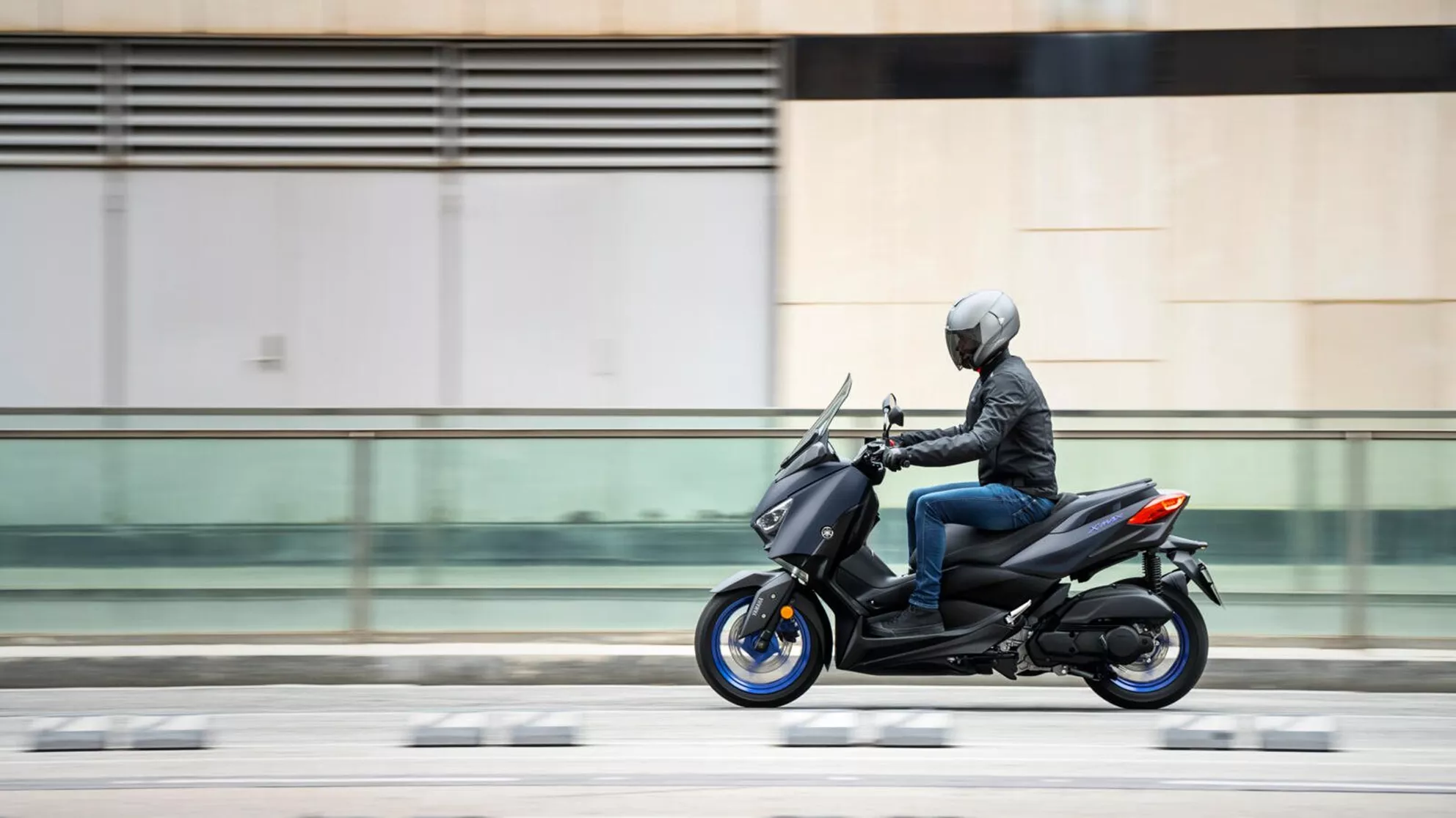 Yamaha XMAX 125 - Image 7 Yamaha XMAX 125 - Image 7