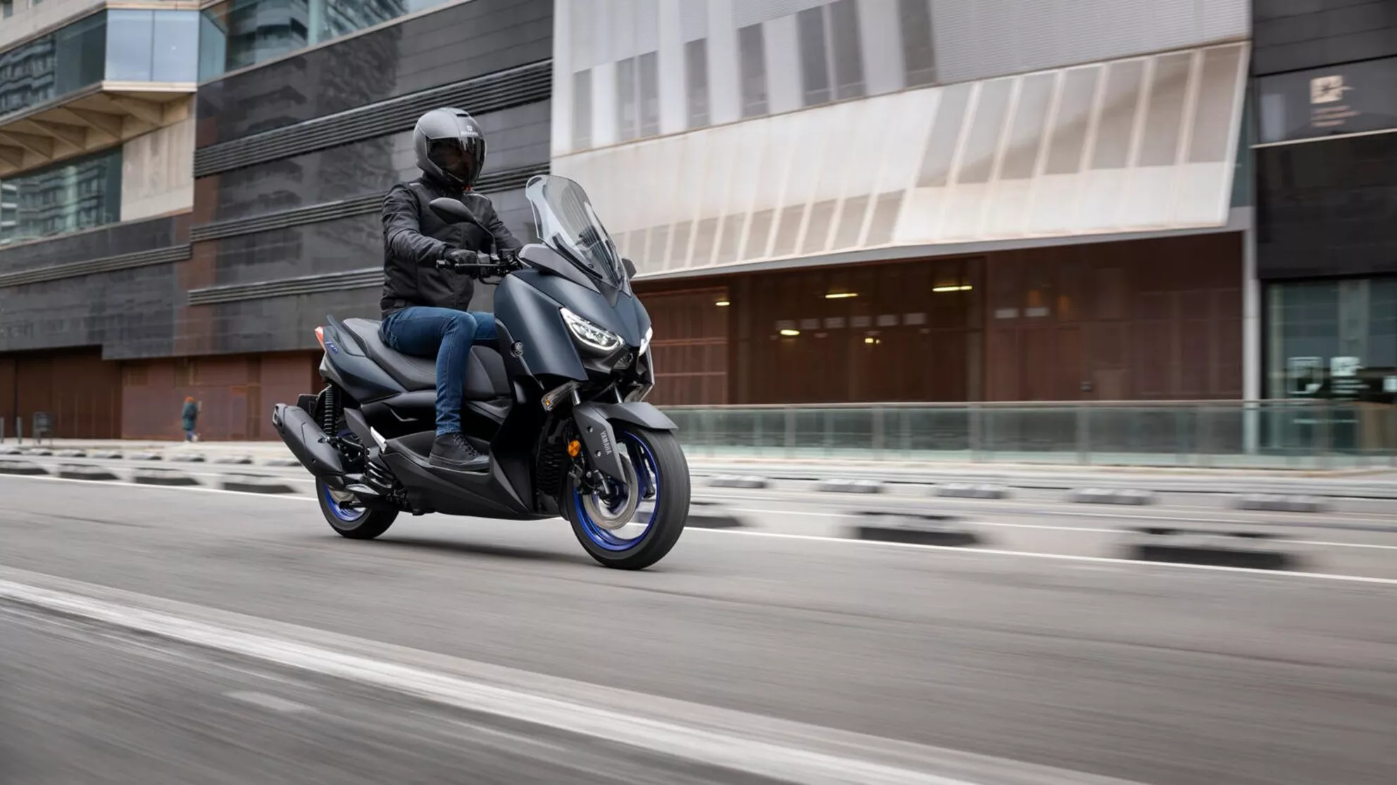 Yamaha XMAX 125 - Image 2 Yamaha XMAX 125 - Image 2