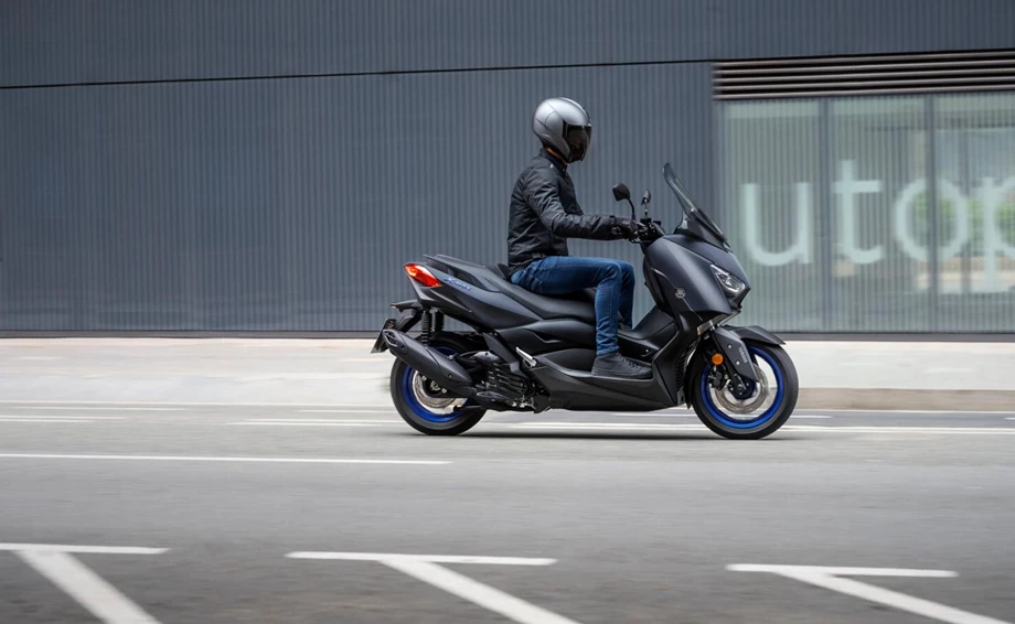 Yamaha XMAX 125 Bild 6: Yamaha XMAX 125