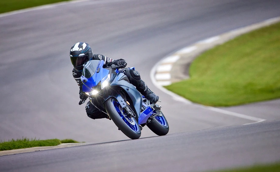 Yamaha R125 Bild 2: Yamaha R125