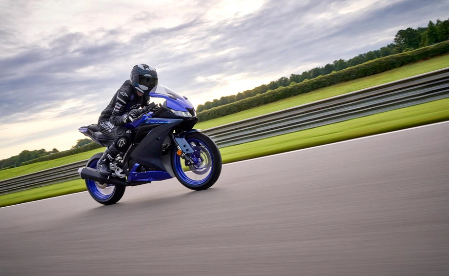 Yamaha R125 Bild 4: Yamaha R125