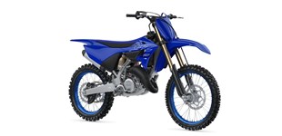 Rieju Marathon 125 Supermoto 2015 vs Yamaha YZ125LC 2022