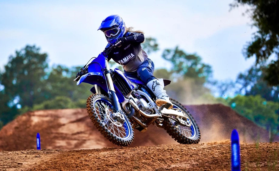 Yamaha YZ125LC Bild 2: Yamaha YZ125LC