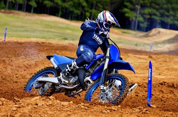 Yamaha YZ125LC 2022 - Bild 4