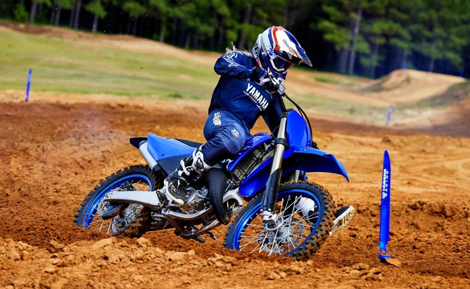 Yamaha YZ125LC Bild 3: Yamaha YZ125LC
