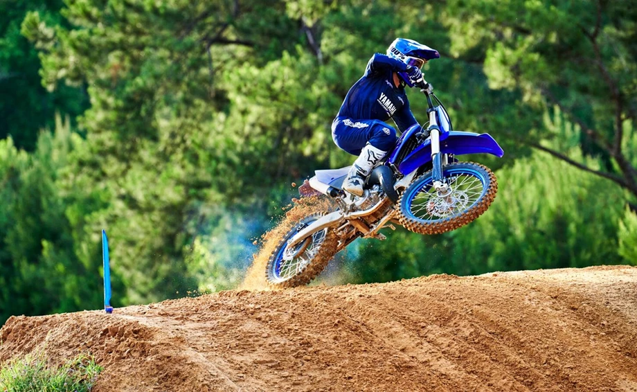 Yamaha YZ125LC Bild 5: Yamaha YZ125LC