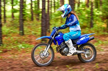 Yamaha TT R125 LW / E 2022 - Bild 3 Yamaha TT R125 LW / E 2022 - Bild 3