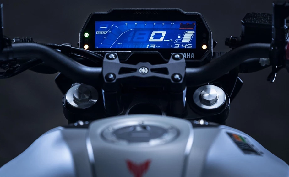 Yamaha MT-125 Bild 16: Yamaha MT-125