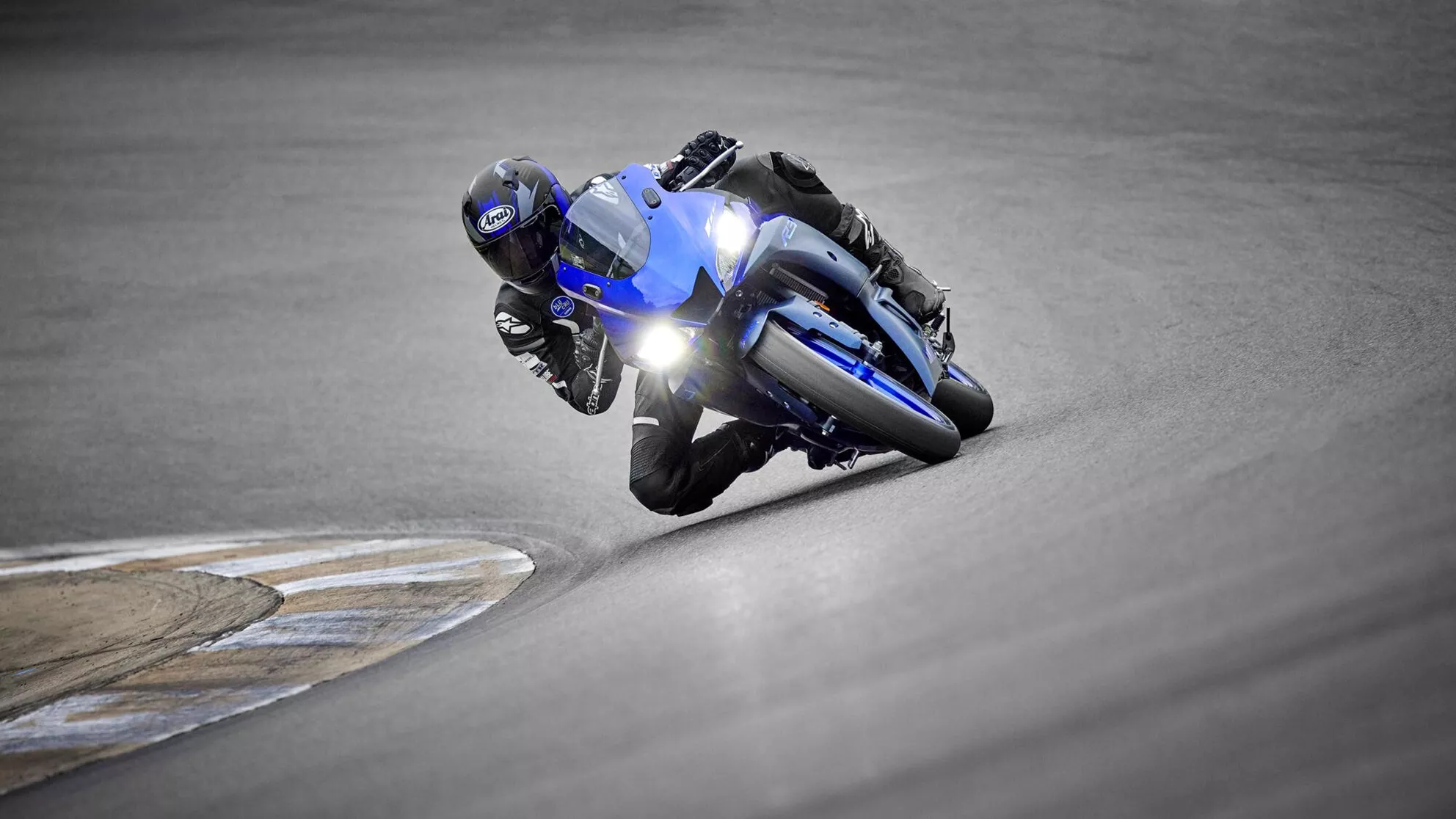 Yamaha R3 - Image 9 Yamaha R3 - Image 9
