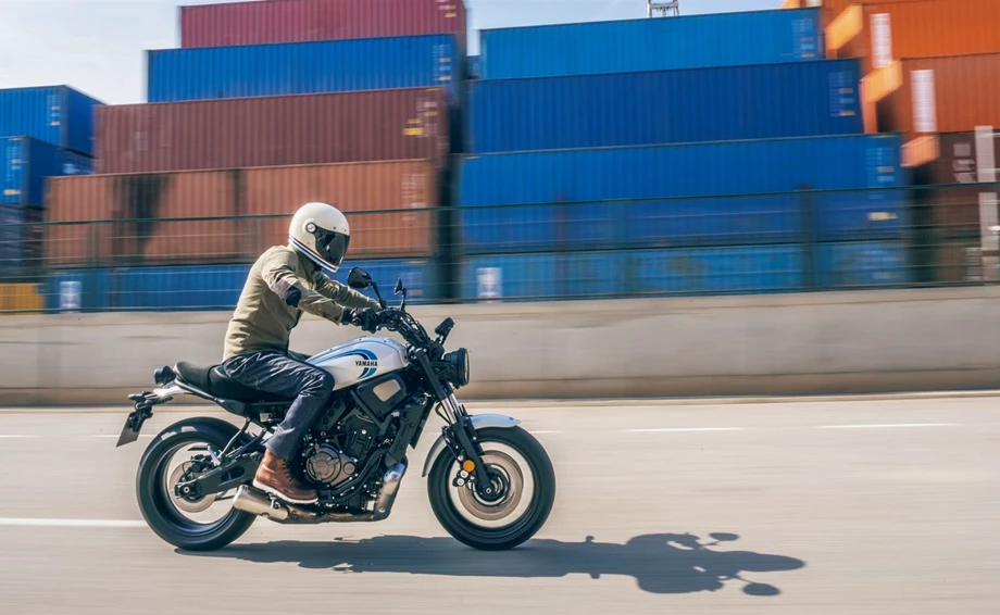 Yamaha XSR700 Bild 2: Yamaha XSR700