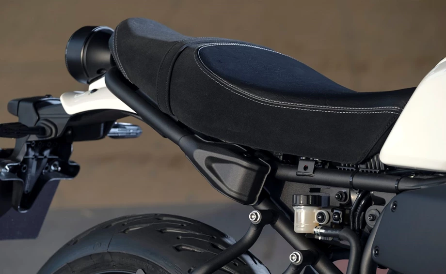 Yamaha XSR700 Bild 7: Yamaha XSR700