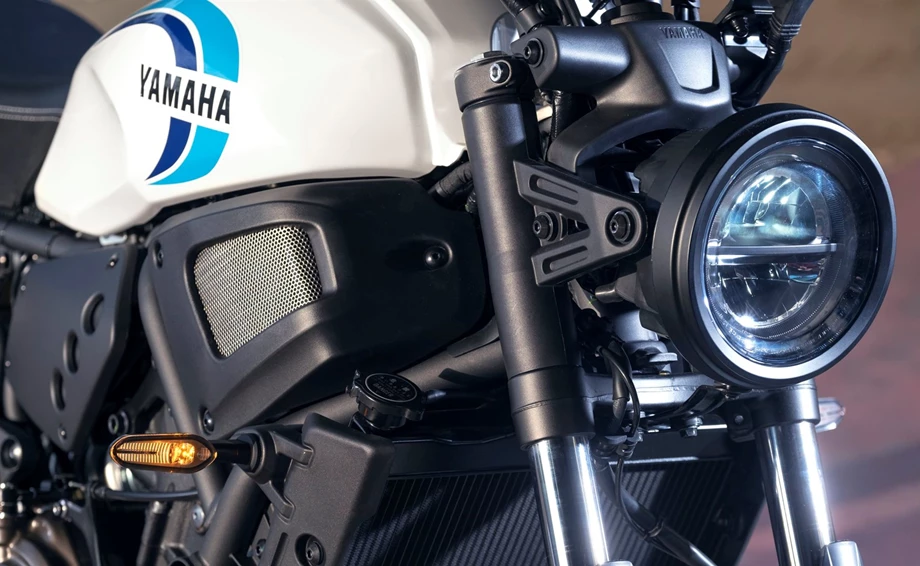 Yamaha XSR700 Bild 11: Yamaha XSR700